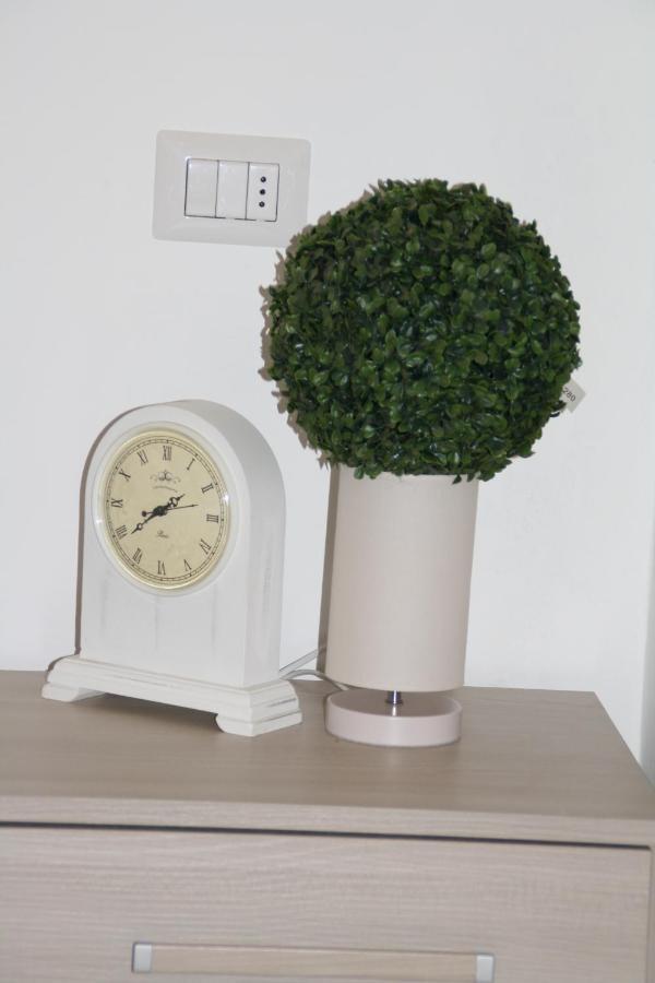 Bed and Breakfast Le Colonne Milano Экстерьер фото